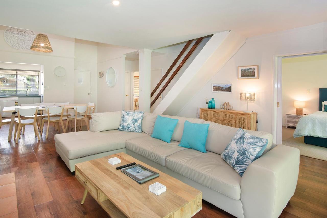 Bayshore Beachside Resort Дънсбъро Екстериор снимка